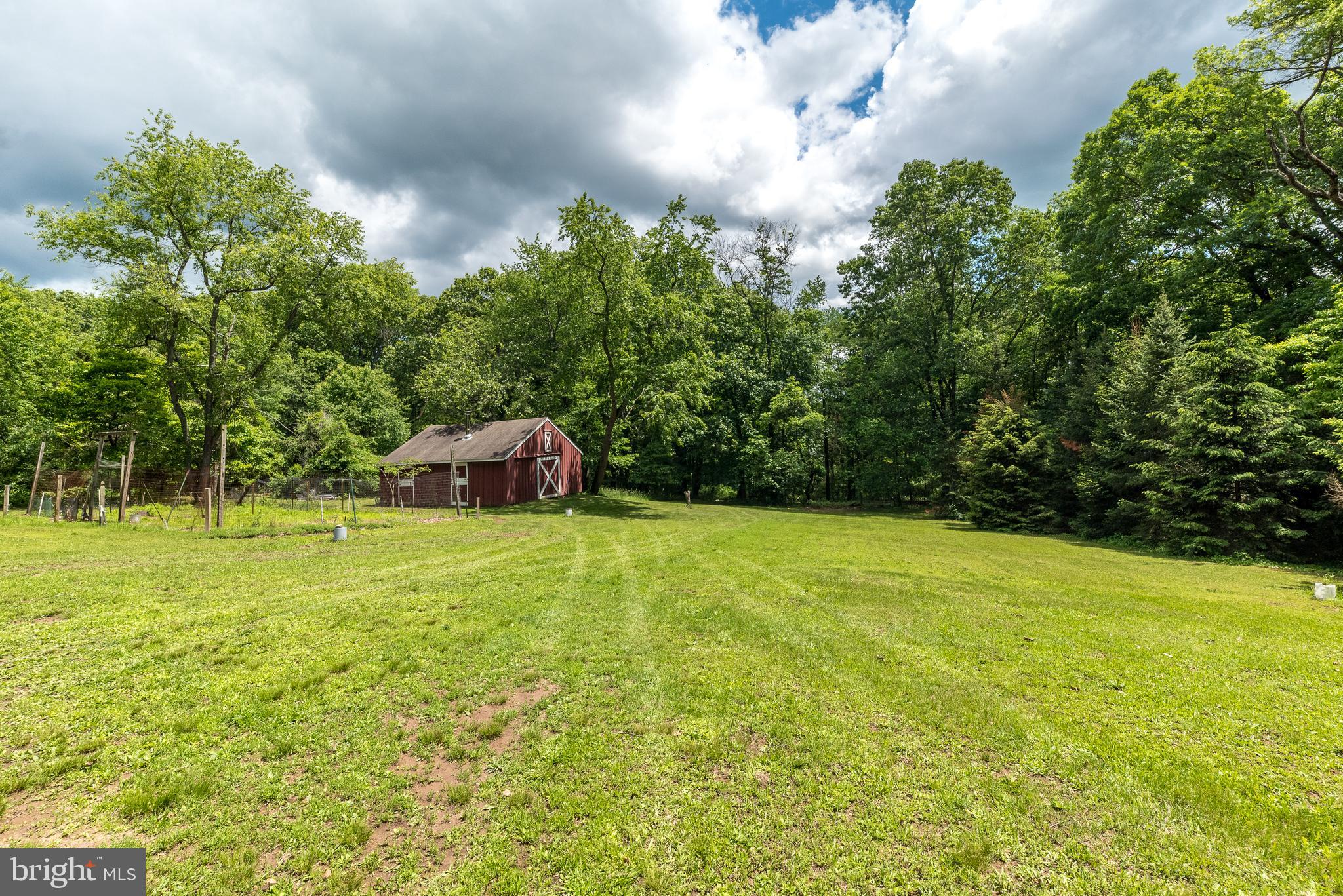 4537 Kavan Ct