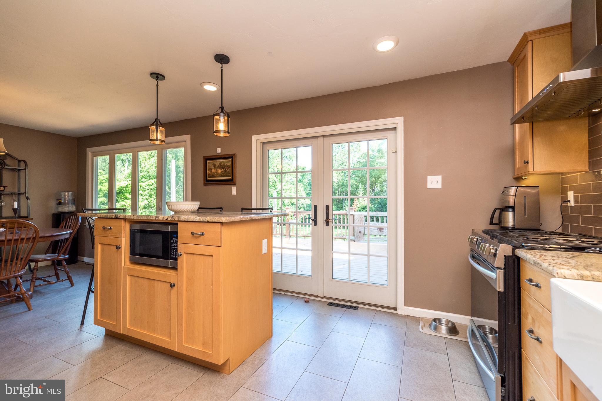 4537 Kavan Ct