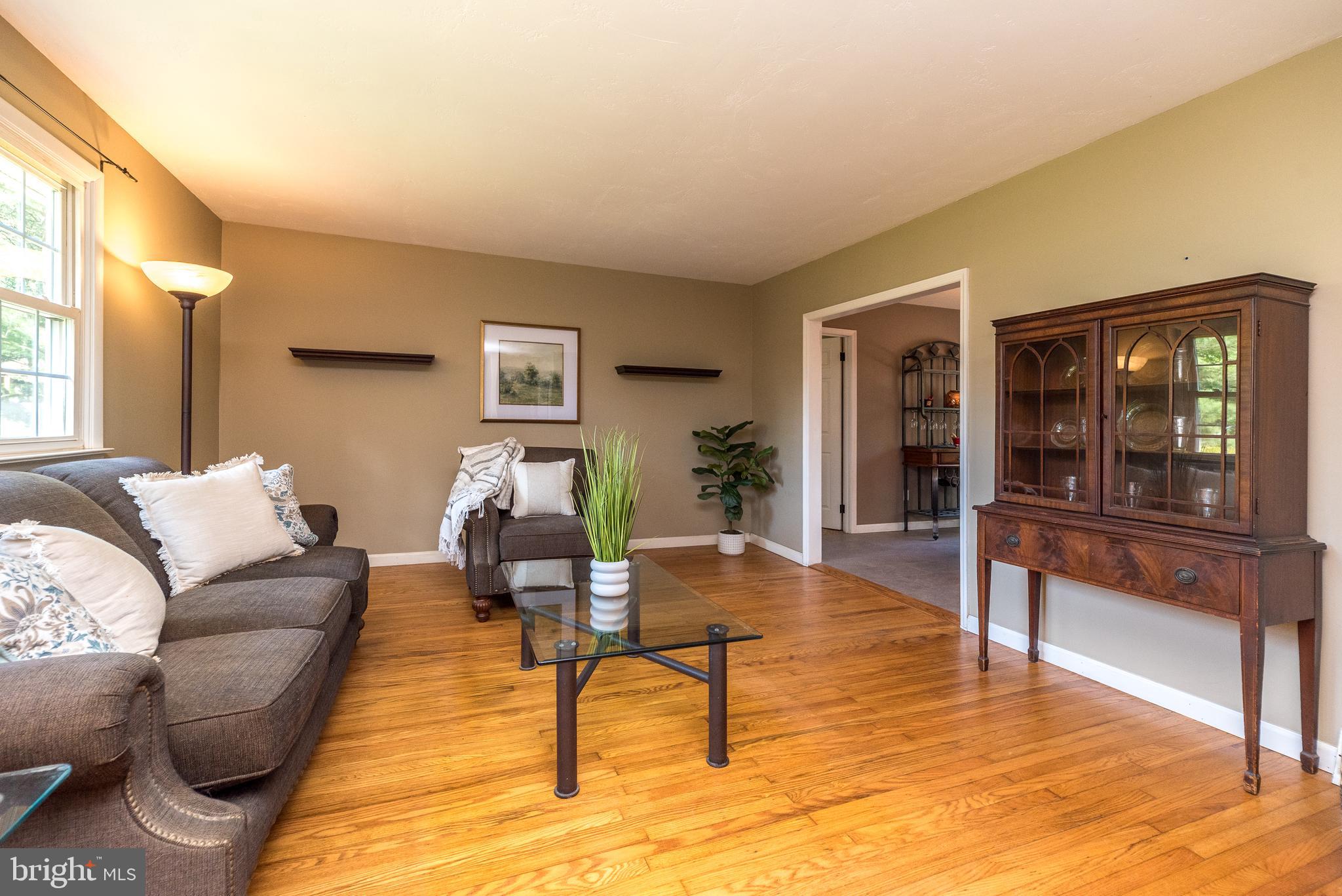 4537 Kavan Ct