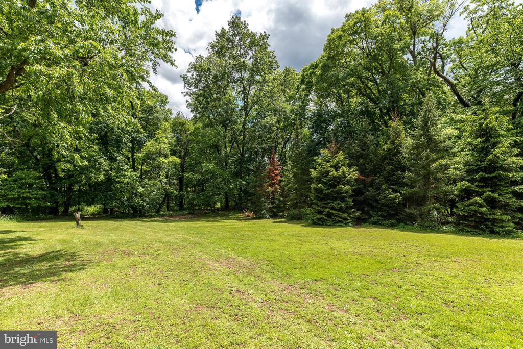 4537 Kavan Ct