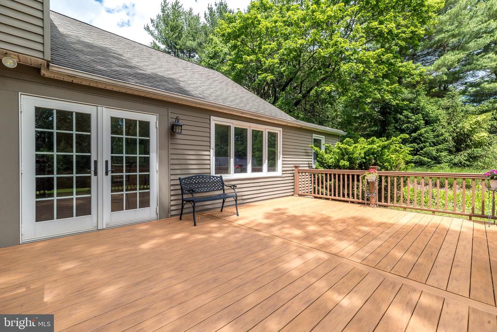 4537 Kavan Ct
