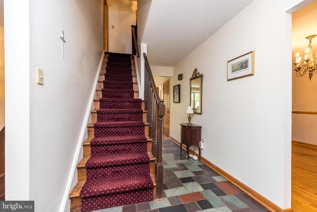2728 RED GATE DRIVE