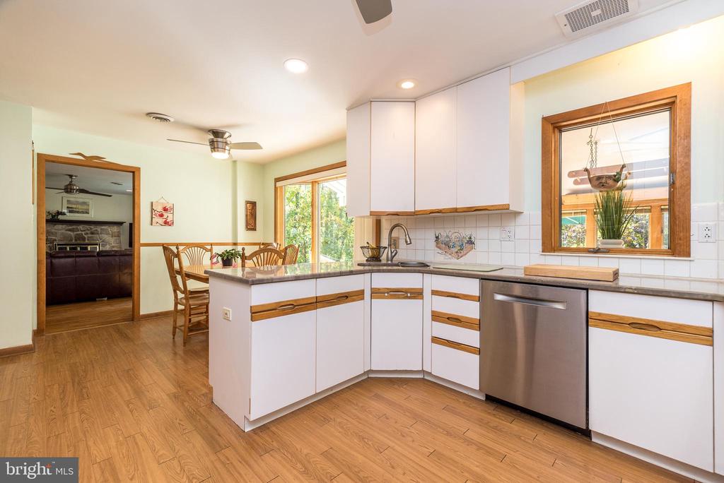 2728 RED GATE DRIVE