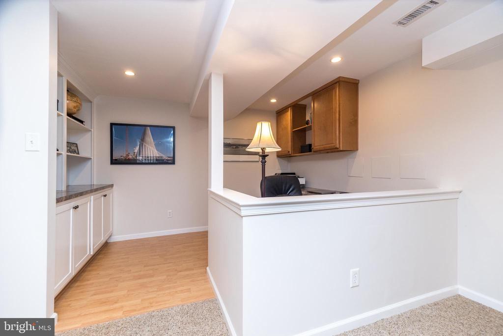 4848 TALL OAK COURT