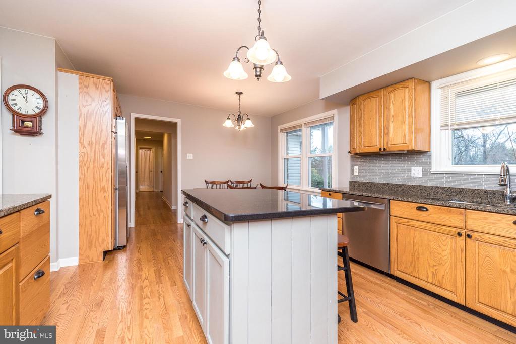 3378 HOLICONG ROAD