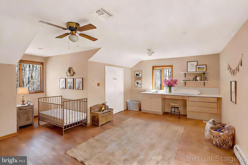 25 CREEKSIDE DRIVE