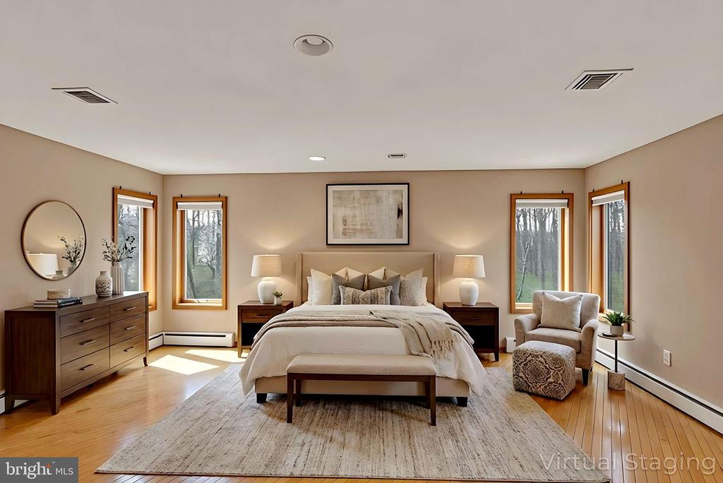 25 CREEKSIDE DRIVE