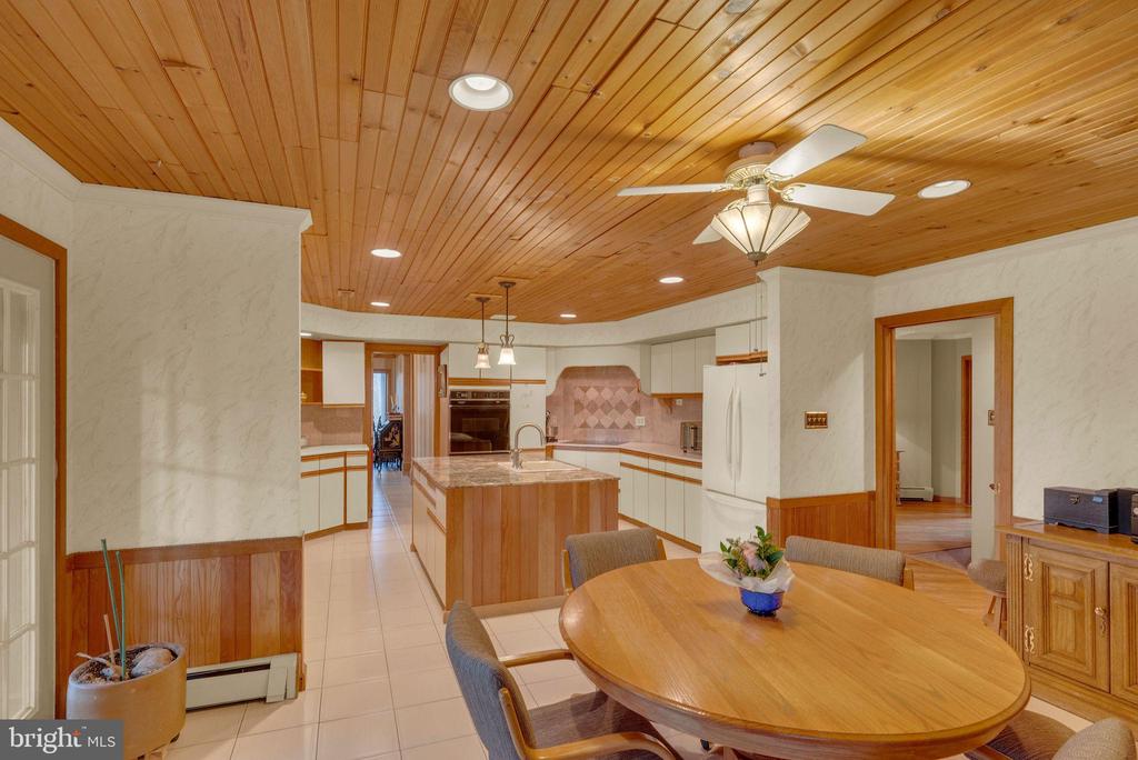 25 CREEKSIDE DRIVE