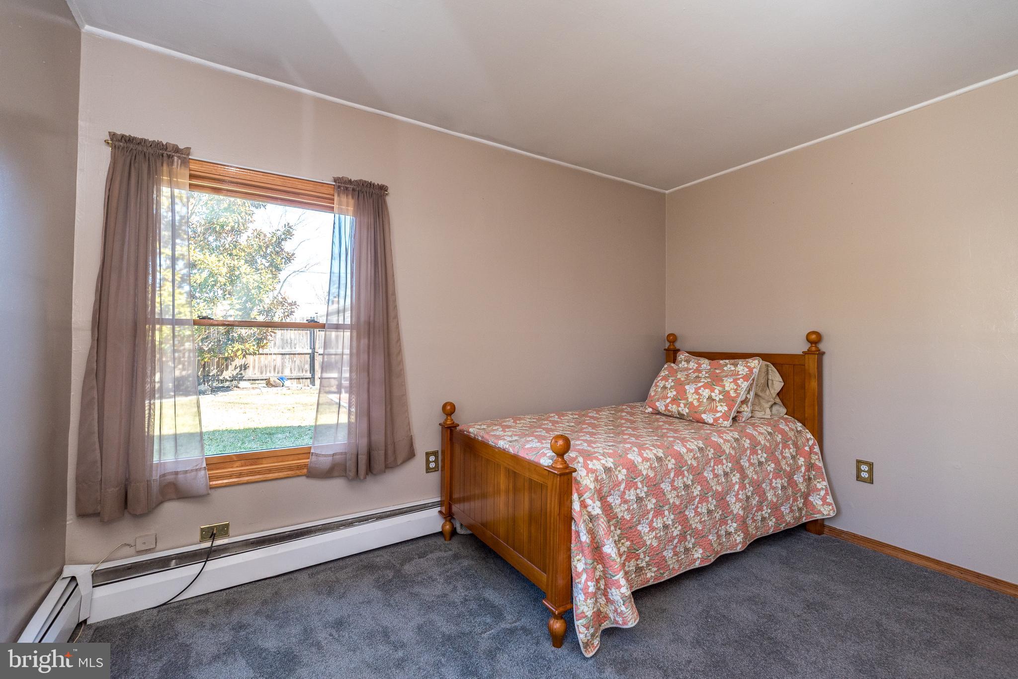 43 THIMBLEBERRY LANE