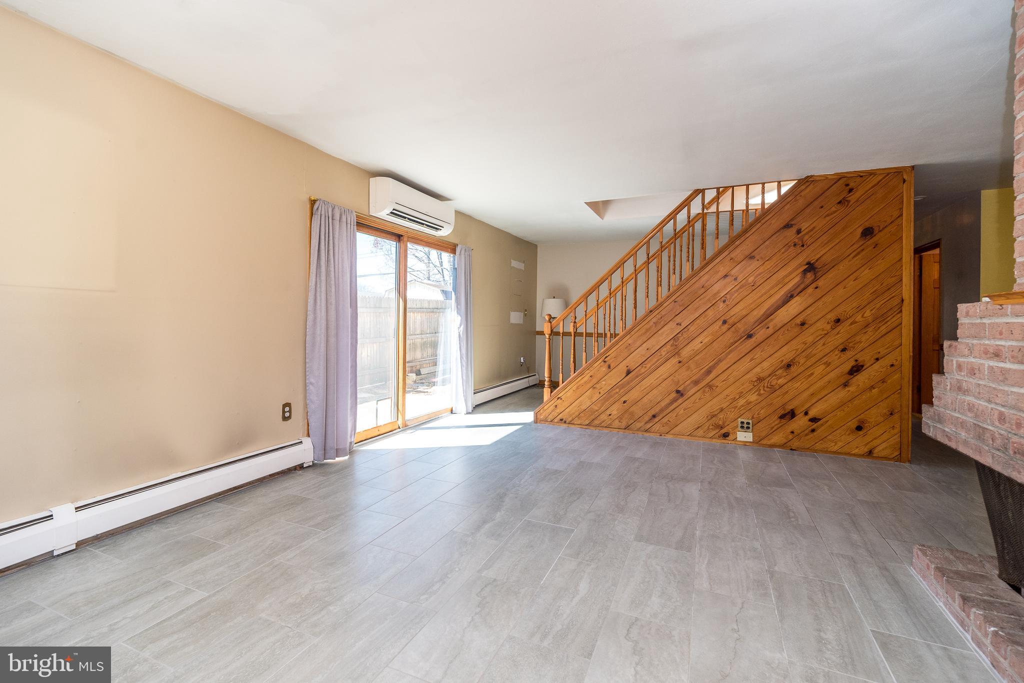 43 THIMBLEBERRY LANE