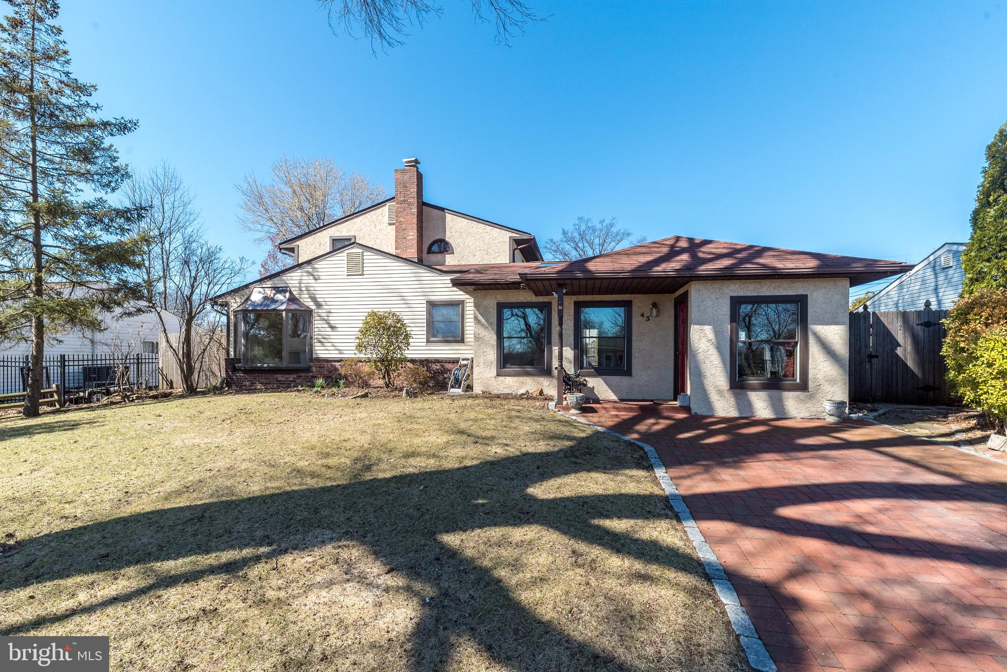 43 THIMBLEBERRY LANE