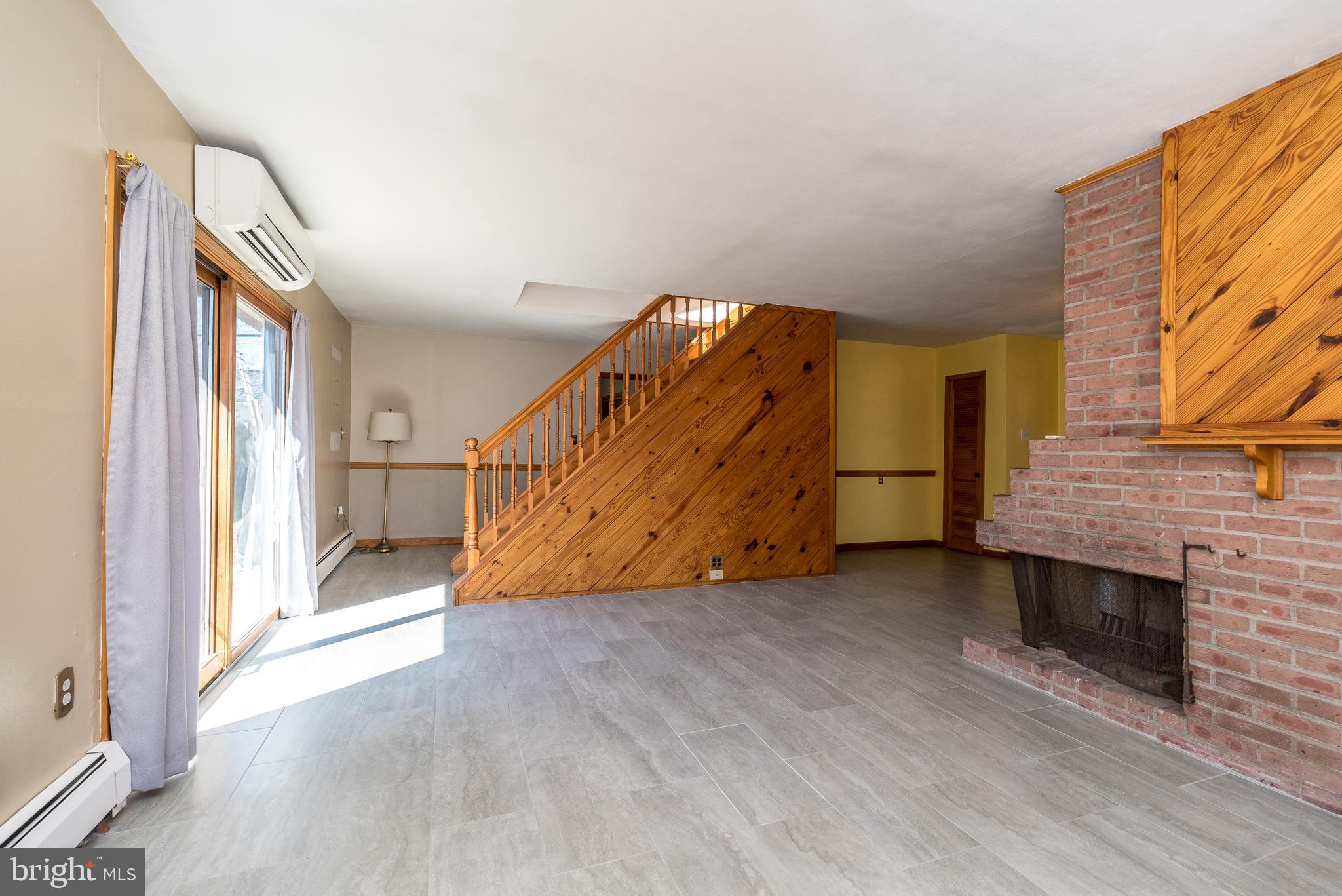 43 THIMBLEBERRY LANE