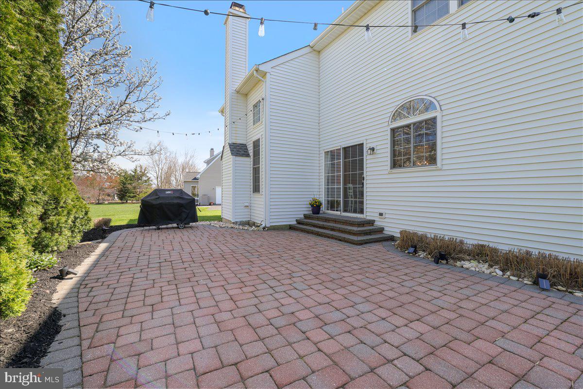 5401 WINDTREE DRIVE