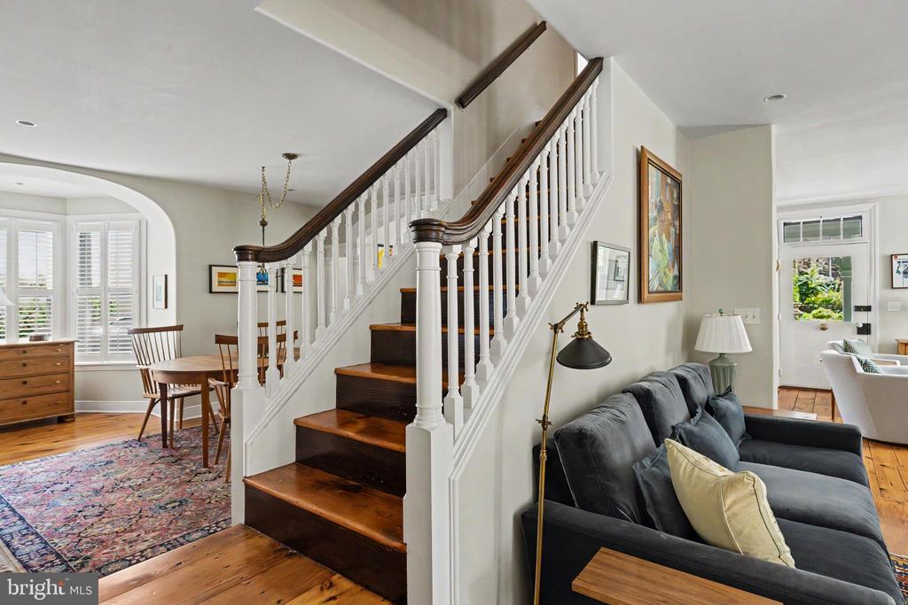 6175 CARVERSVILLE ROAD