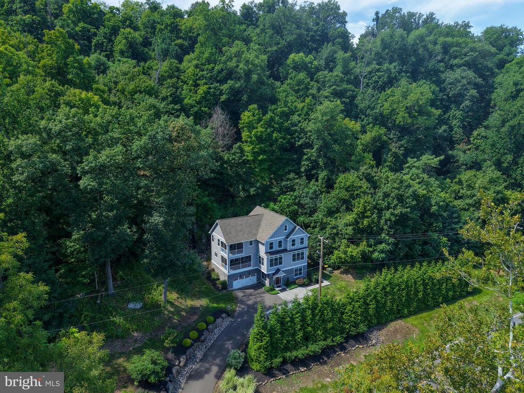 1855 RIVER ROAD