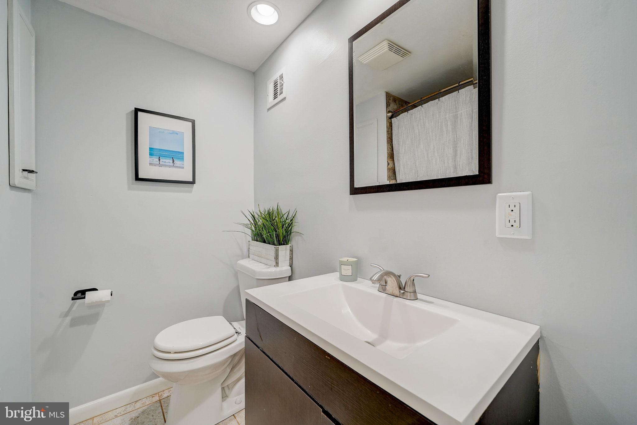 3277 Lenape Dr