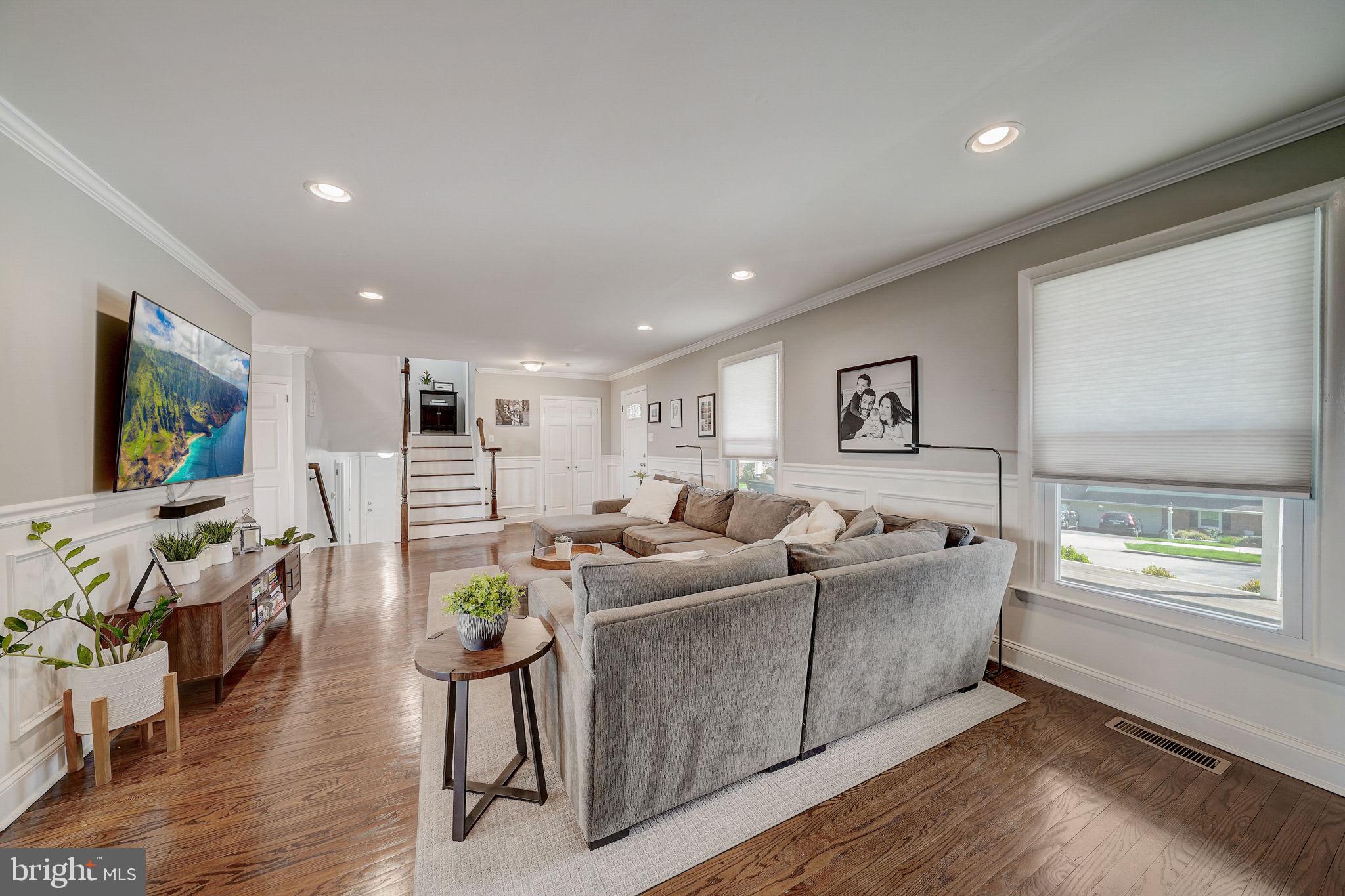 3277 Lenape Dr