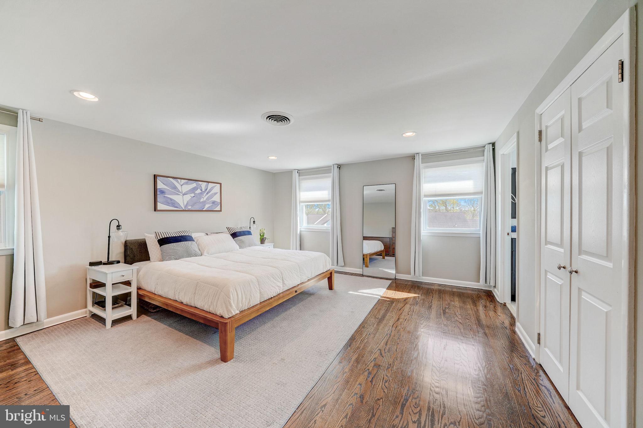 3277 Lenape Dr