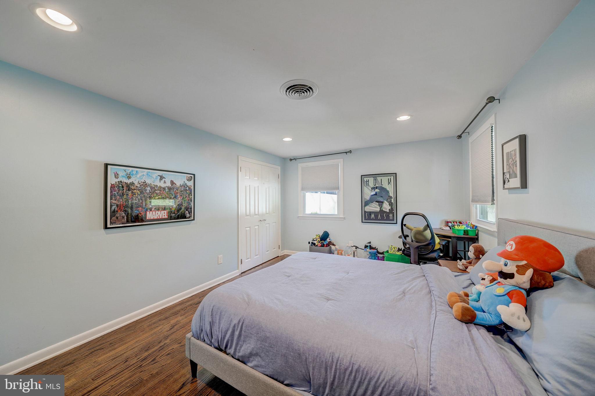 3277 Lenape Dr