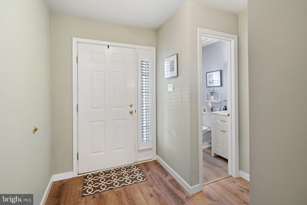 3202 Carriage Ct