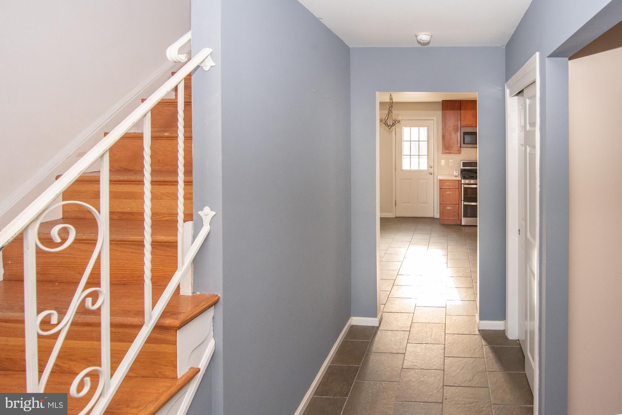 736 Mockingbird Ln