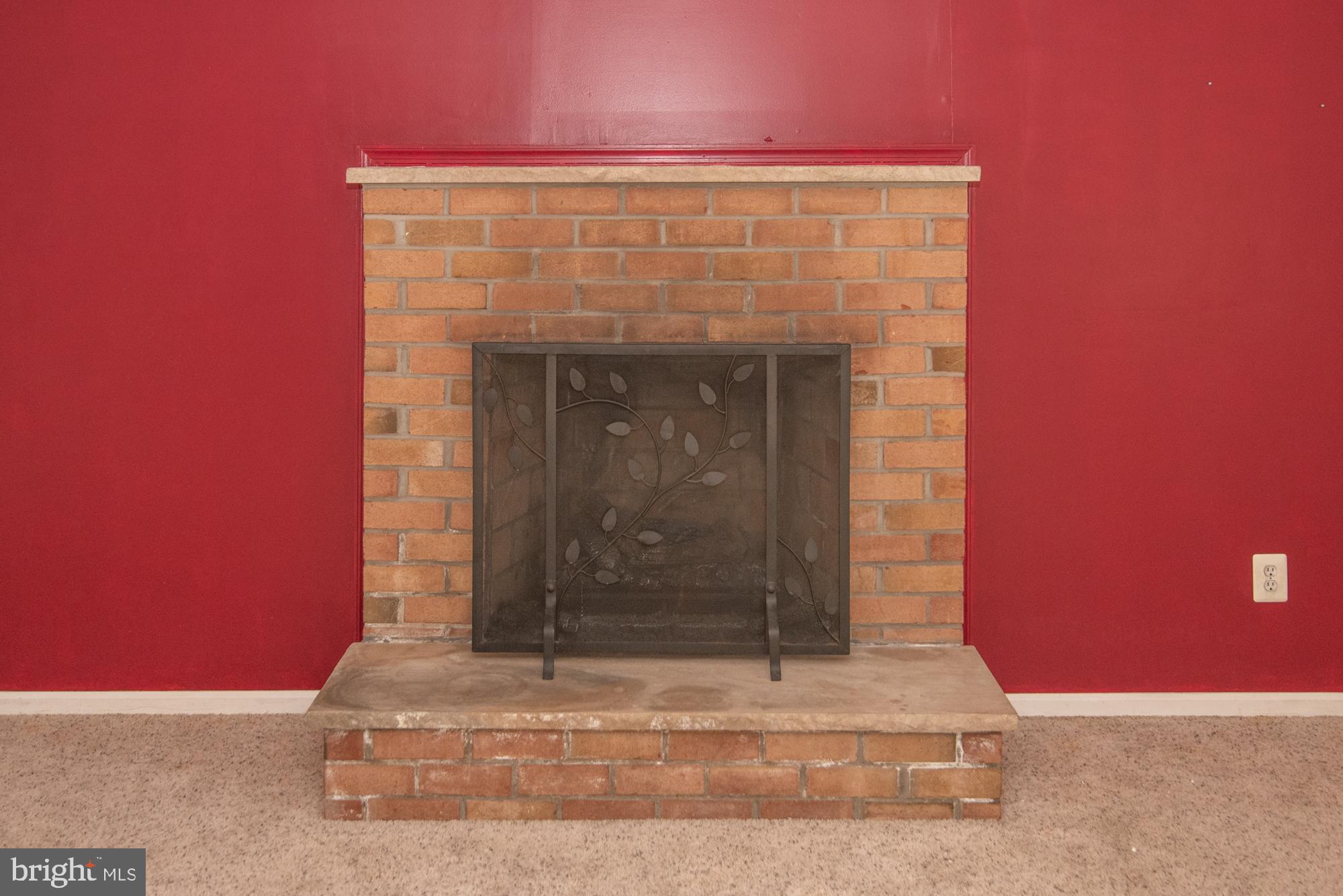 736 Mockingbird Ln