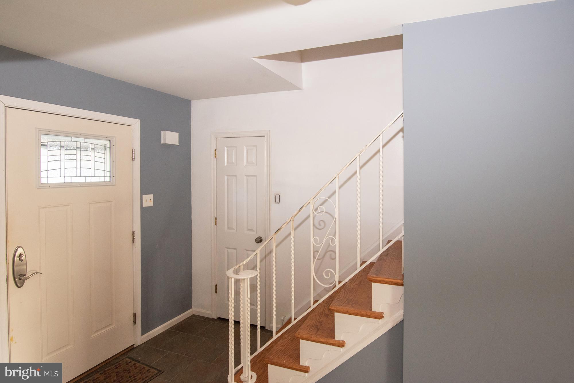 736 Mockingbird Ln