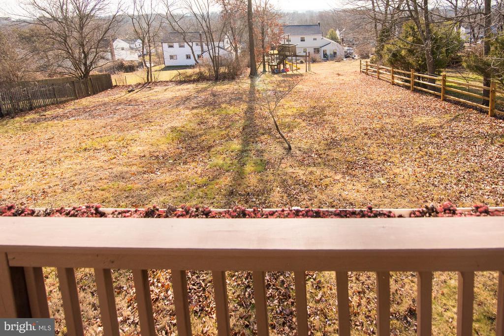 736 Mockingbird Ln