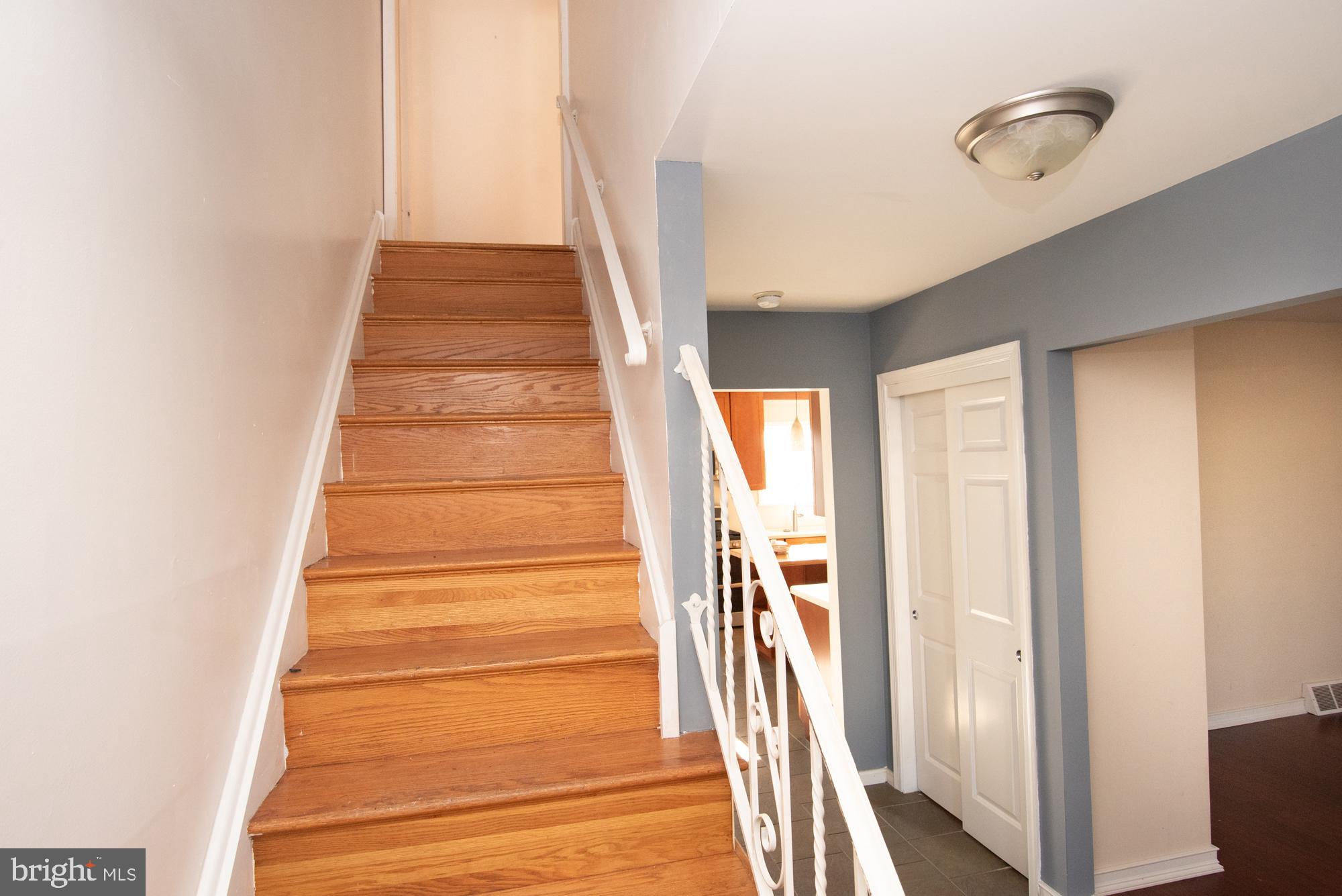 736 Mockingbird Ln
