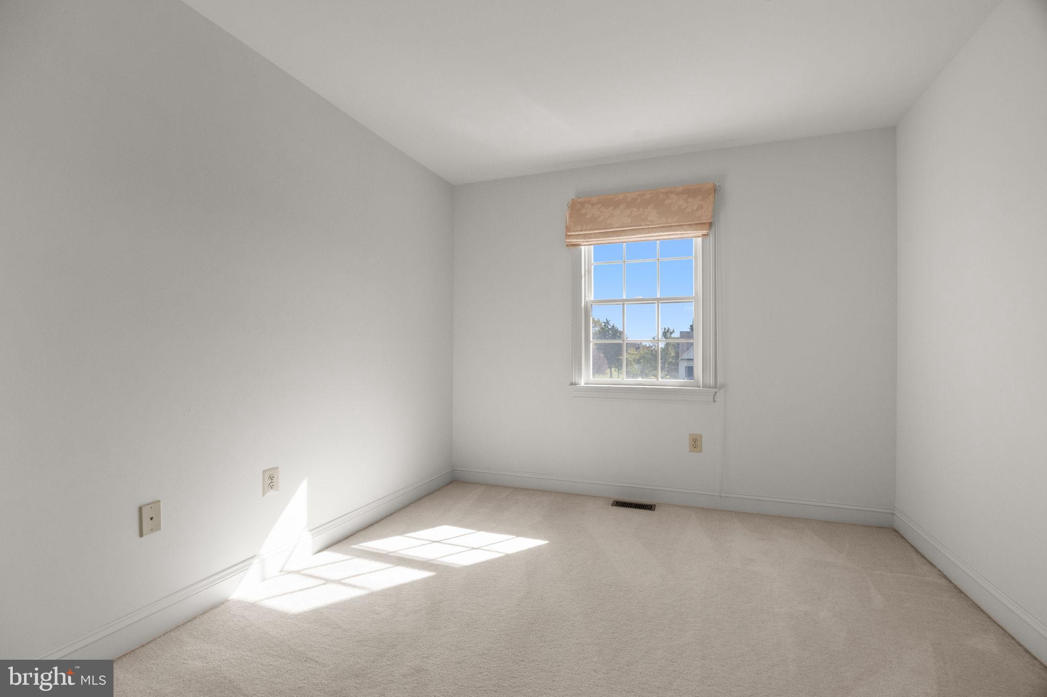 1120 KINGSLEY HALL DRIVE