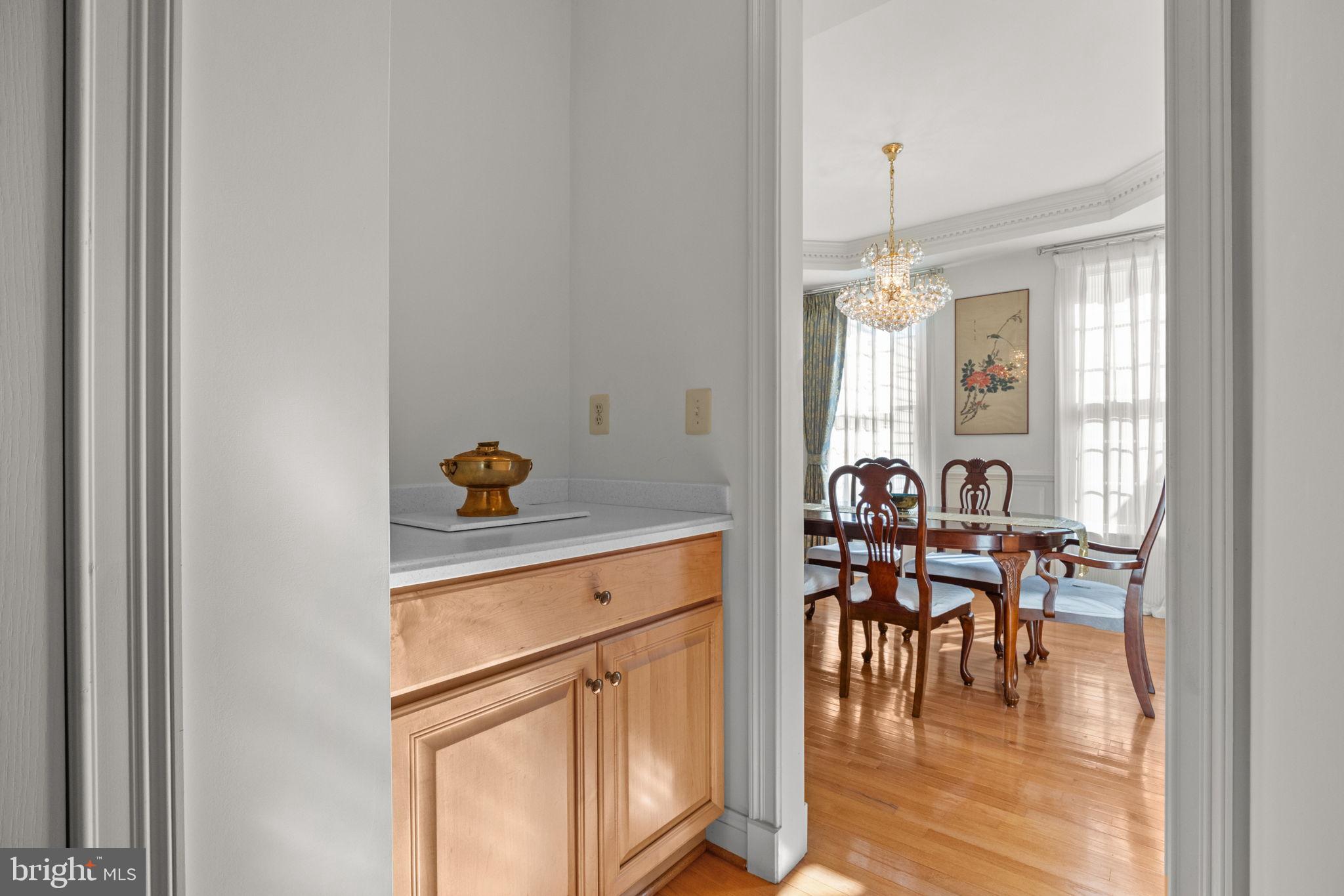 1120 KINGSLEY HALL DRIVE