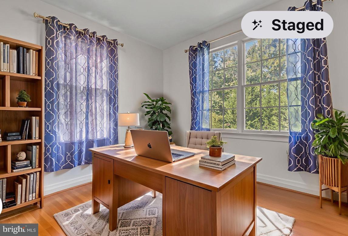 1120 KINGSLEY HALL DRIVE