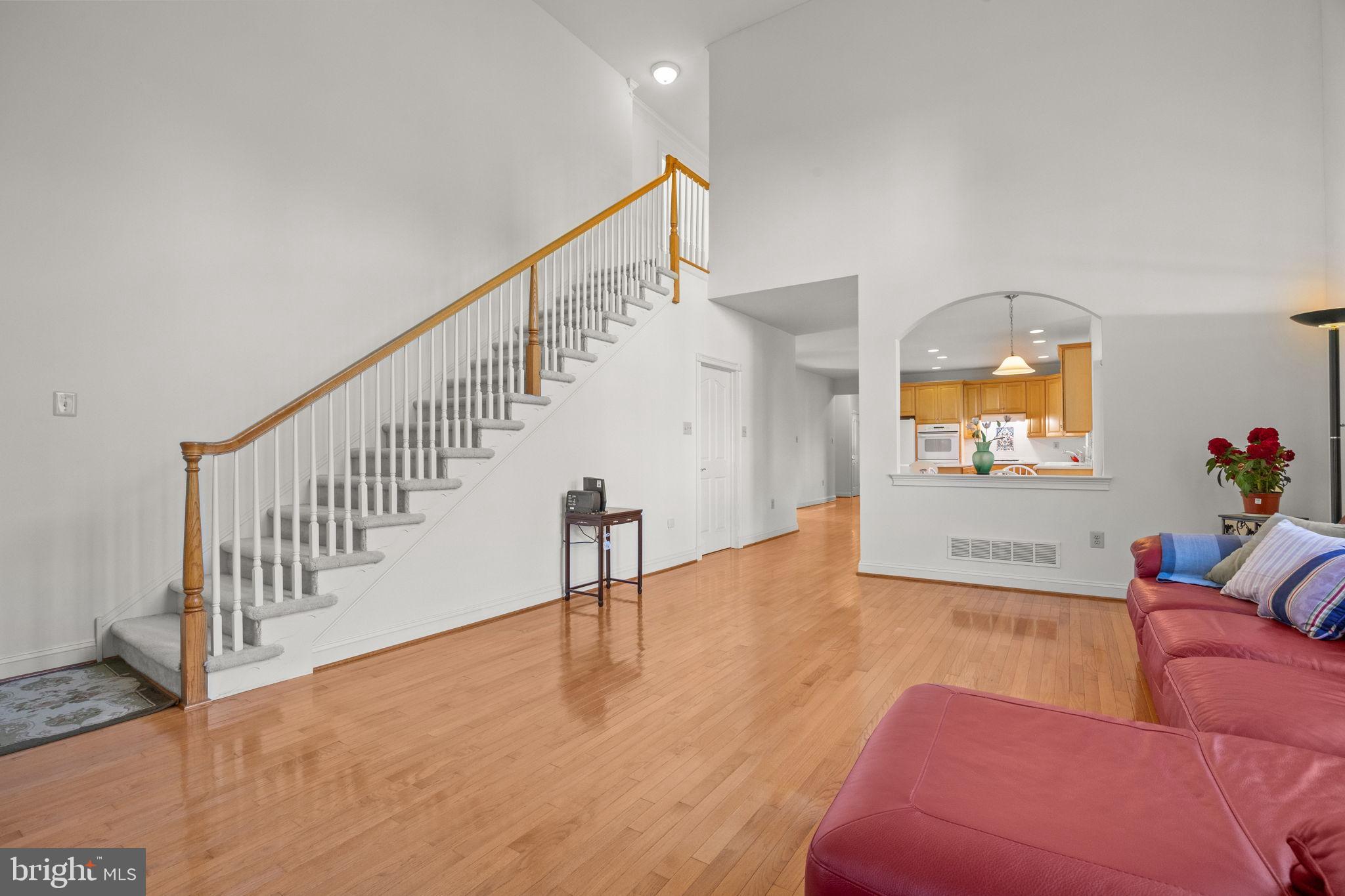 1120 KINGSLEY HALL DRIVE