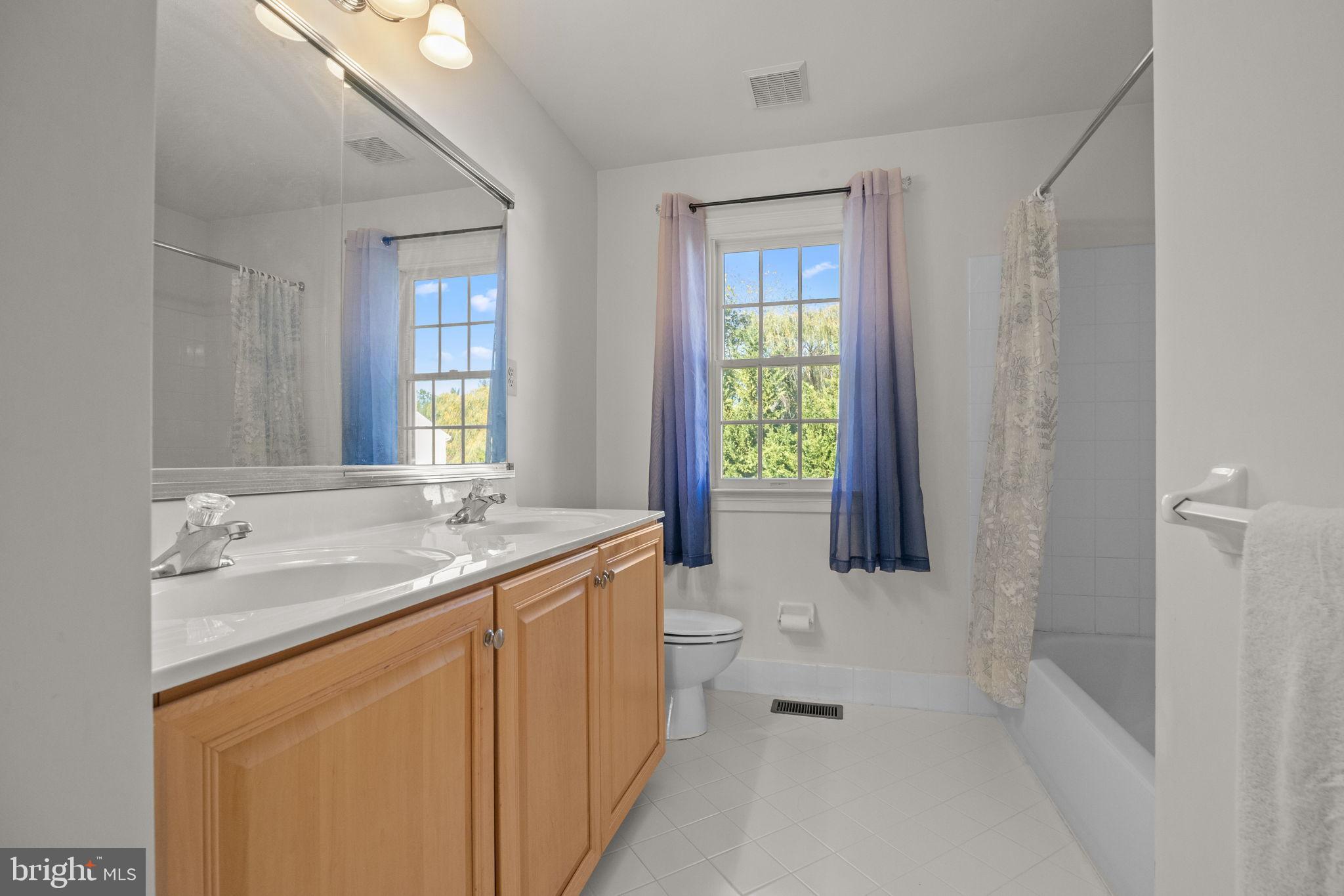 1120 KINGSLEY HALL DRIVE