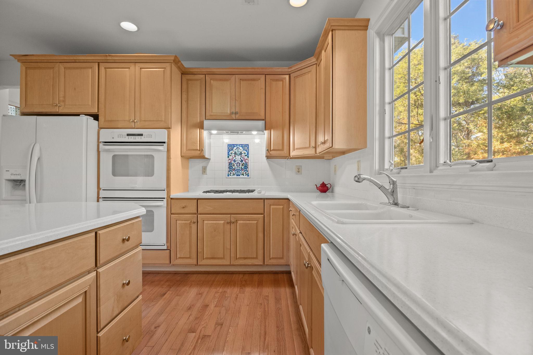 1120 KINGSLEY HALL DRIVE