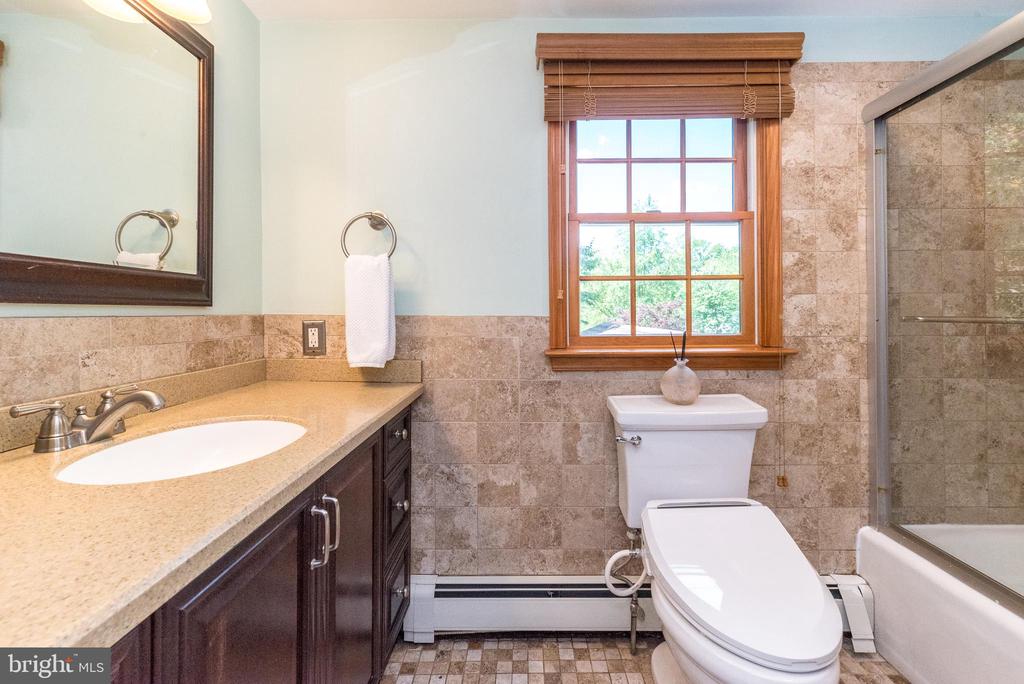 117 HEARTWOOD DRIVE