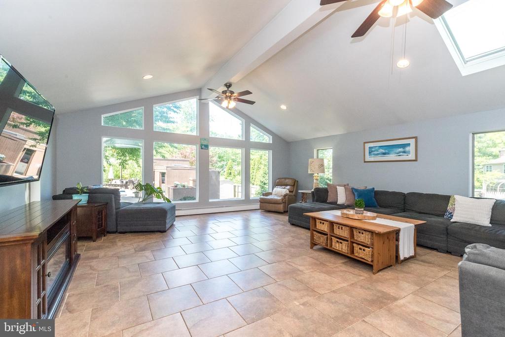 117 HEARTWOOD DRIVE