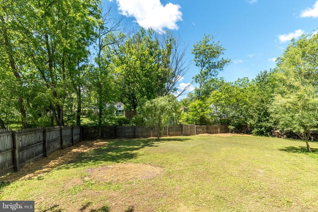 117 HEARTWOOD DRIVE