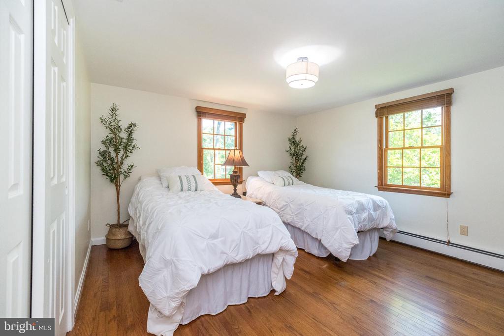 117 HEARTWOOD DRIVE