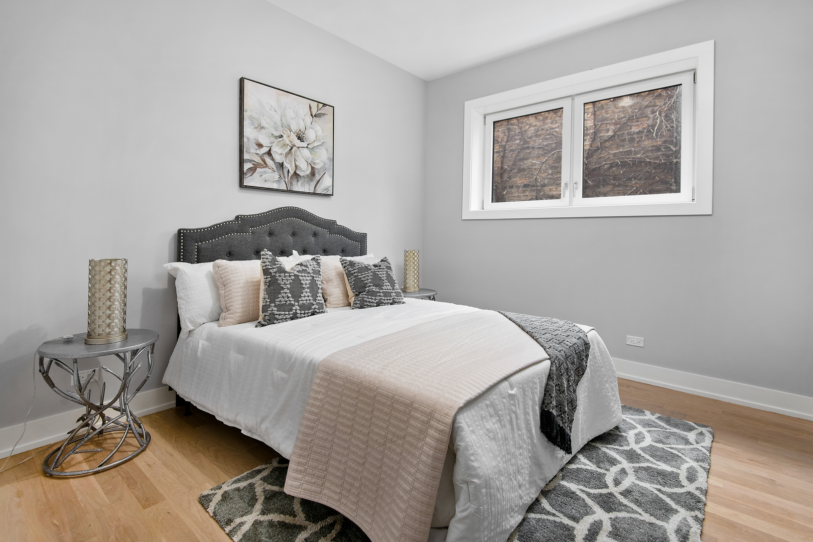 2913 W Belmont Avenue Unit: 3B