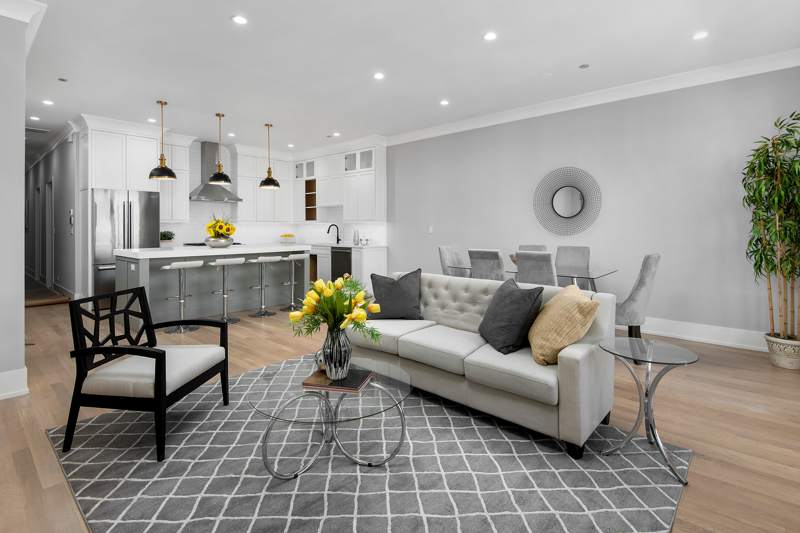 2913 W Belmont Avenue Unit: 3B