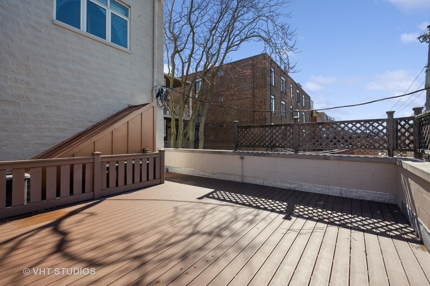 1756 N Mohawk Street Unit: 1E