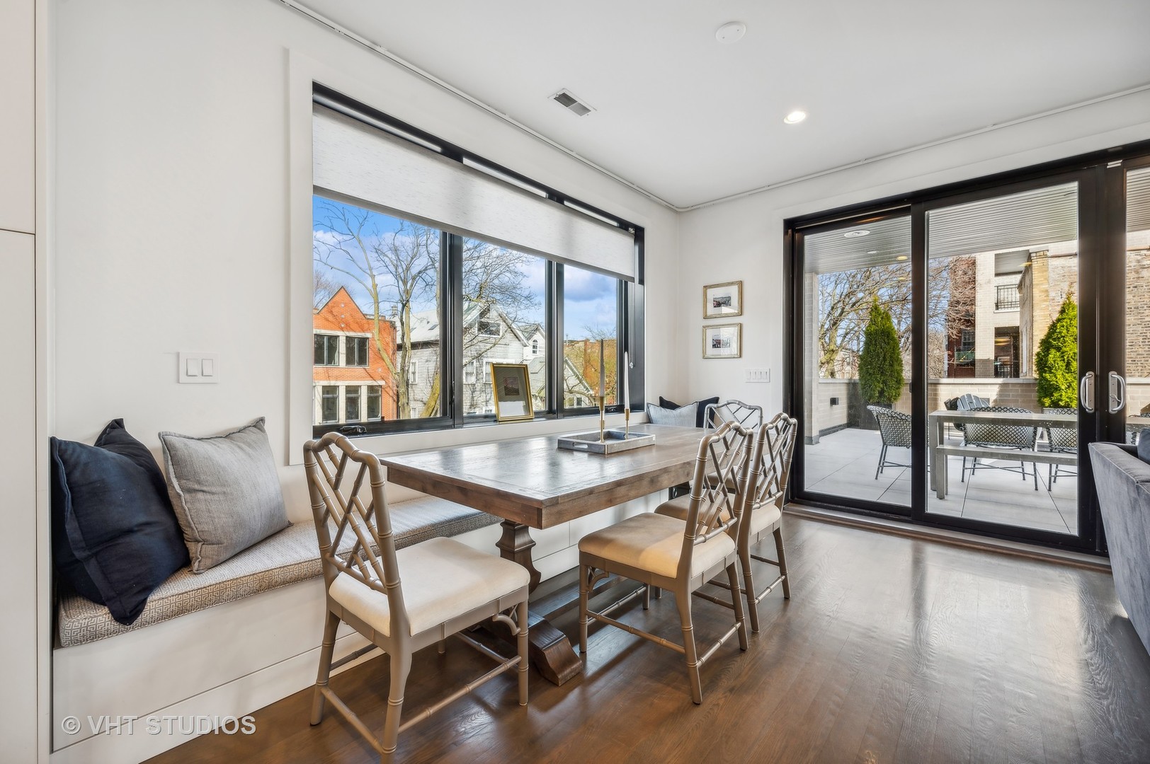 1355 W Wrightwood Avenue Unit: 2