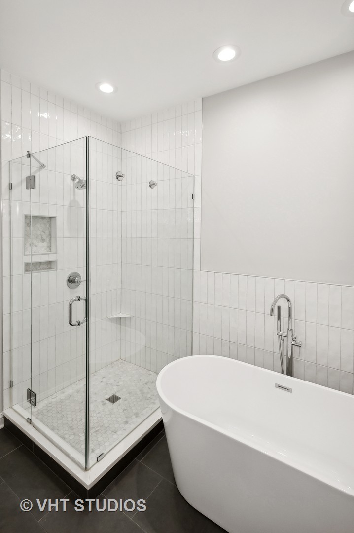 842 W Diversey Parkway Unit: 3W