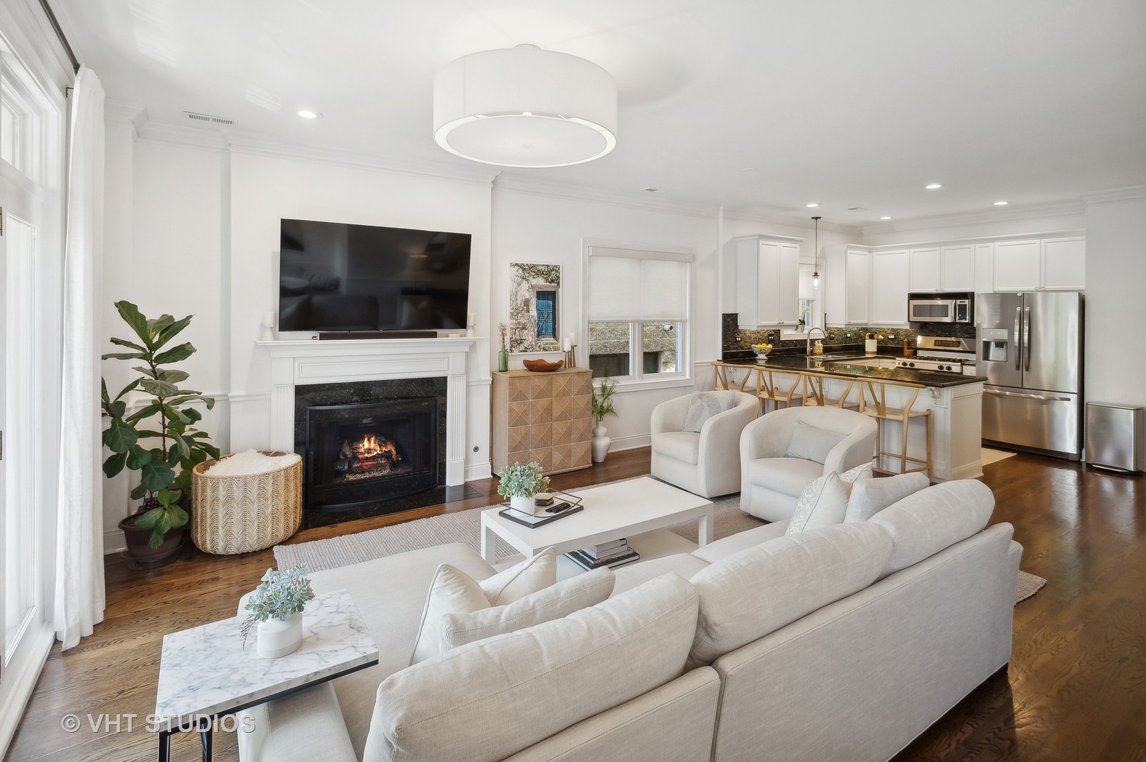 842 W Diversey Parkway Unit: 3W