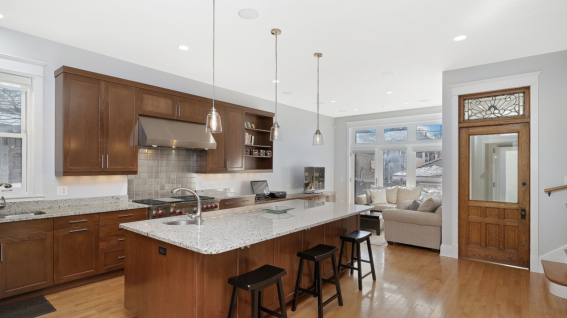 515 W Grant Place
