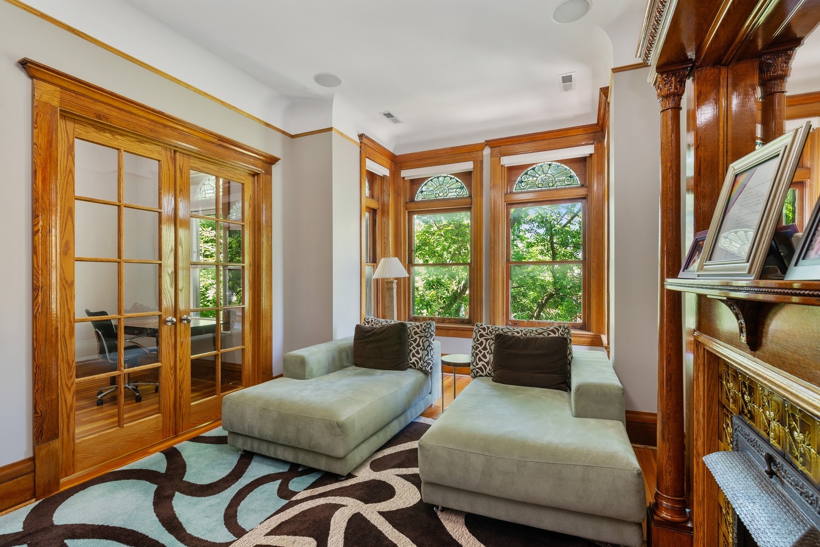 515 W Grant Place