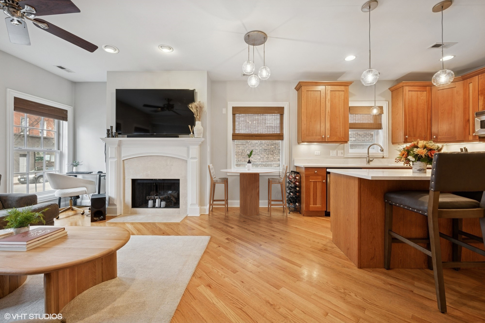 1547 N Hudson Avenue Unit: 1