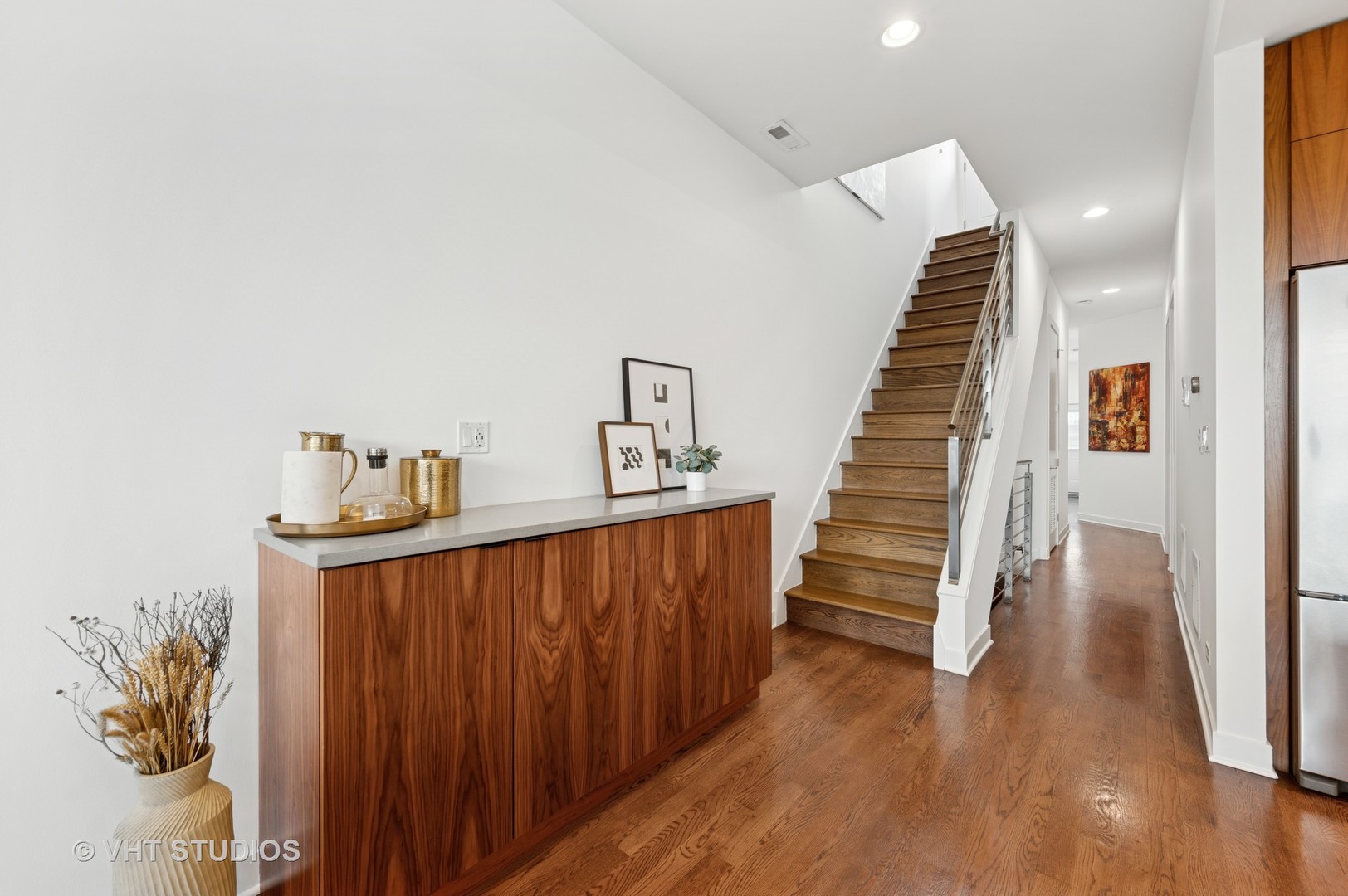 2125 N Mozart Street Unit: 3