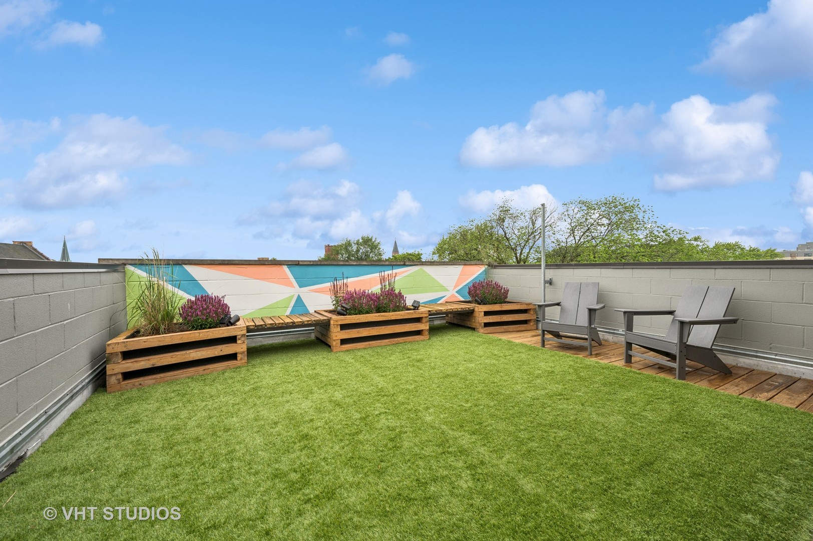 2125 N Mozart Street Unit: 3